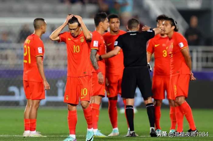 中国足球的又闹笑话了！