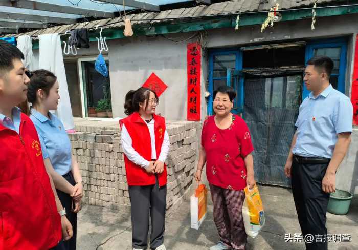 庆“七一”，吉林省各地社区里亮起耀眼的红色风景线